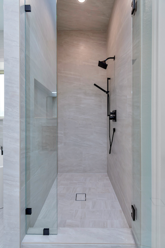 The Benefits of a Walk-In Shower